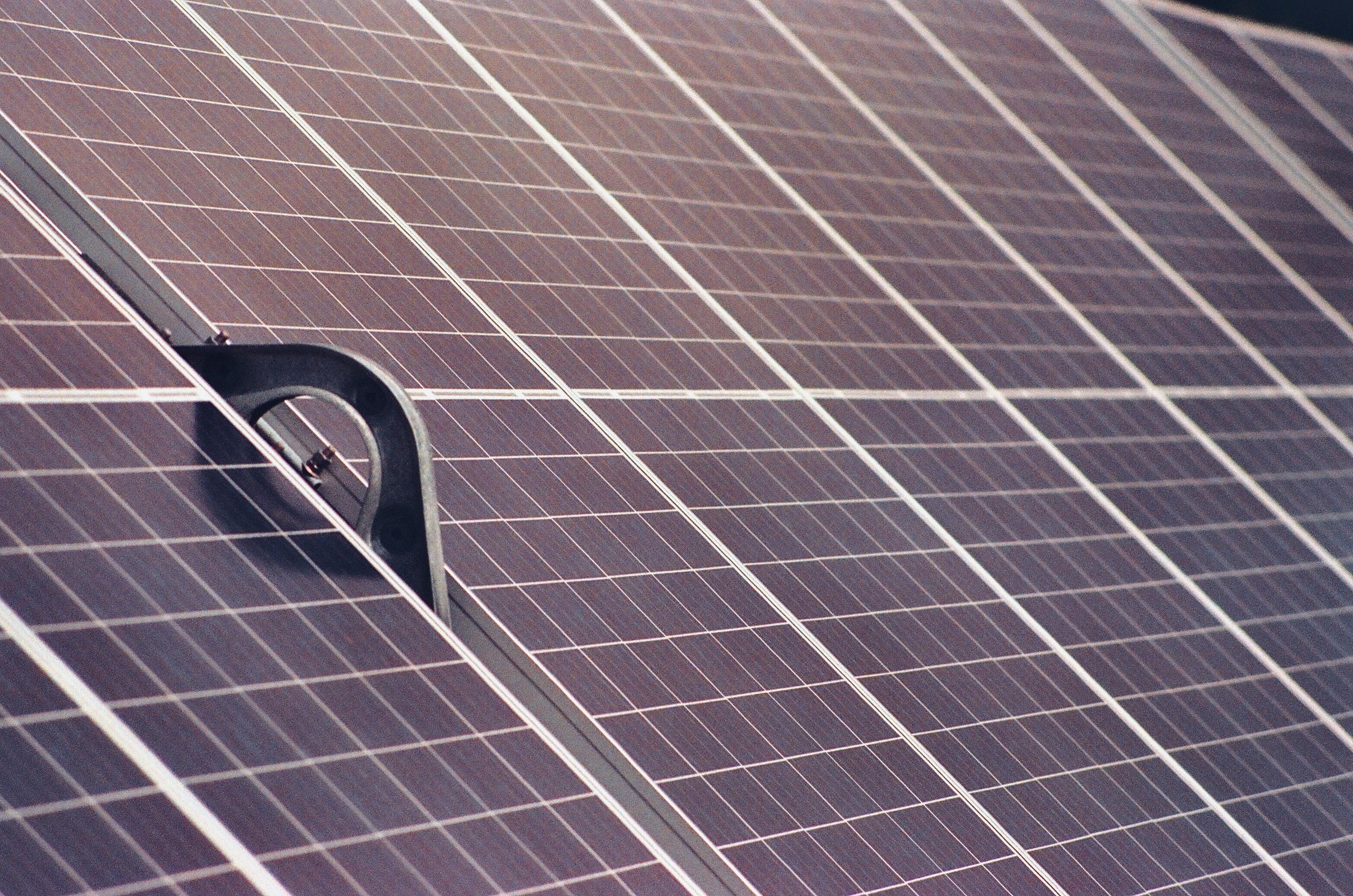 Lot de 5 Panneaux Solaires Monocristallins 300W