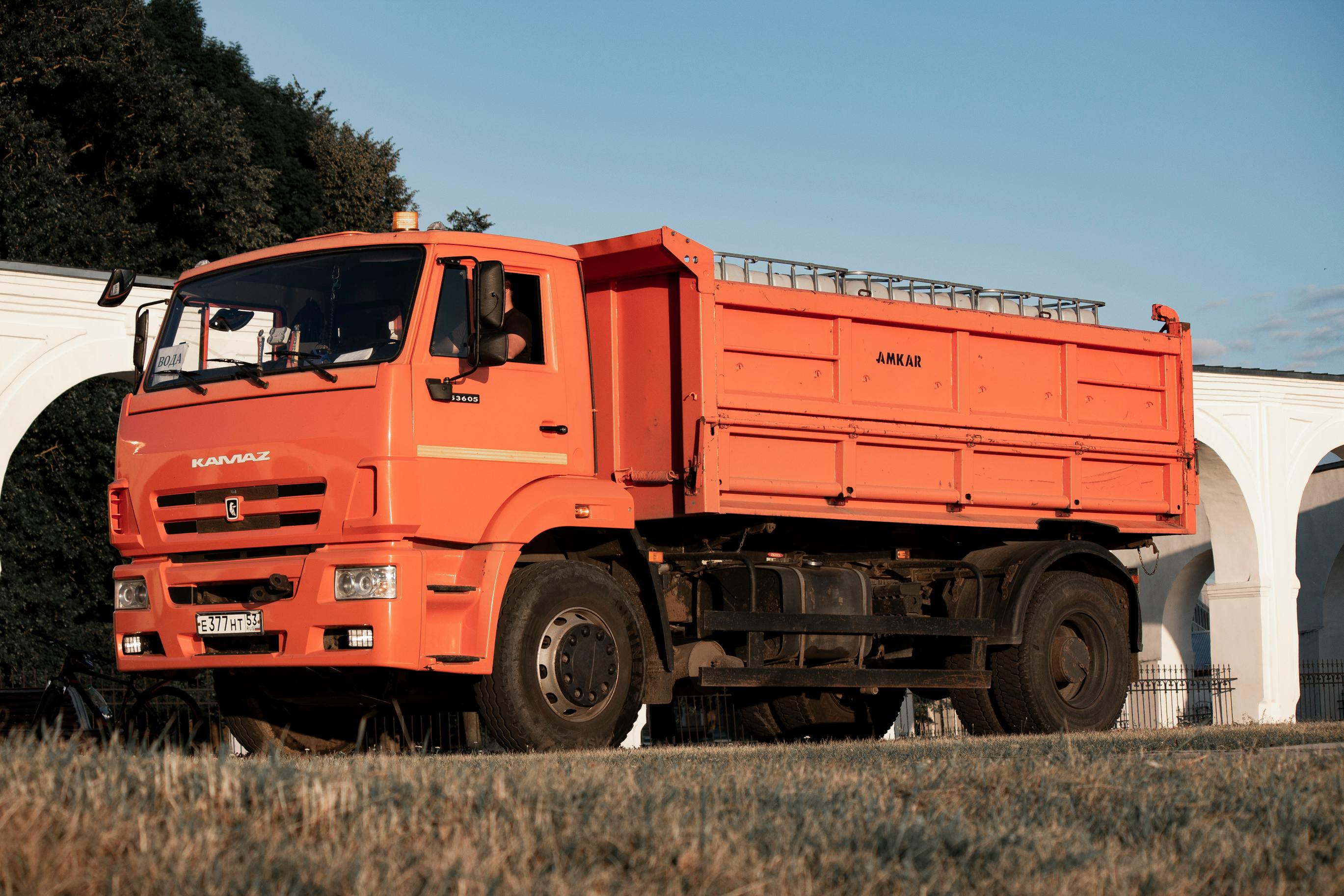 Camion Benne Mercedes-Benz Actros 2631